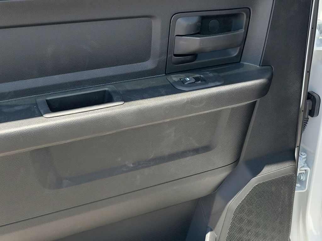 2025 Ram 3500 Tradesman photo 39