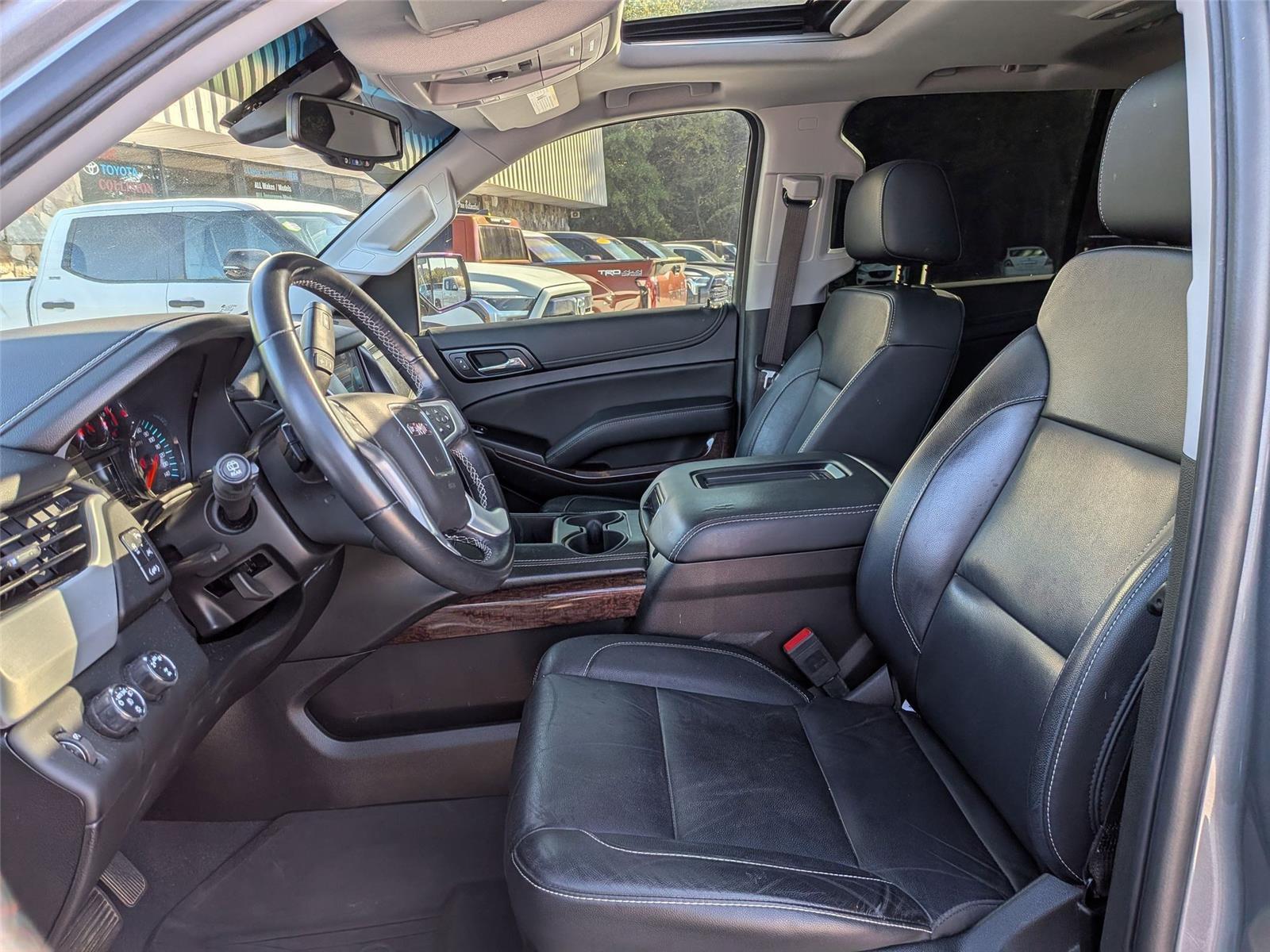 2019 Gmc Yukon SLT photo 14