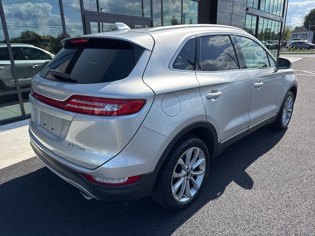 2017 Lincoln MKC Select photo 3