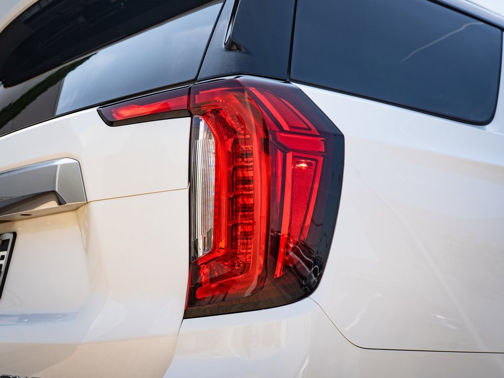 2024 Gmc Yukon Denali photo 14