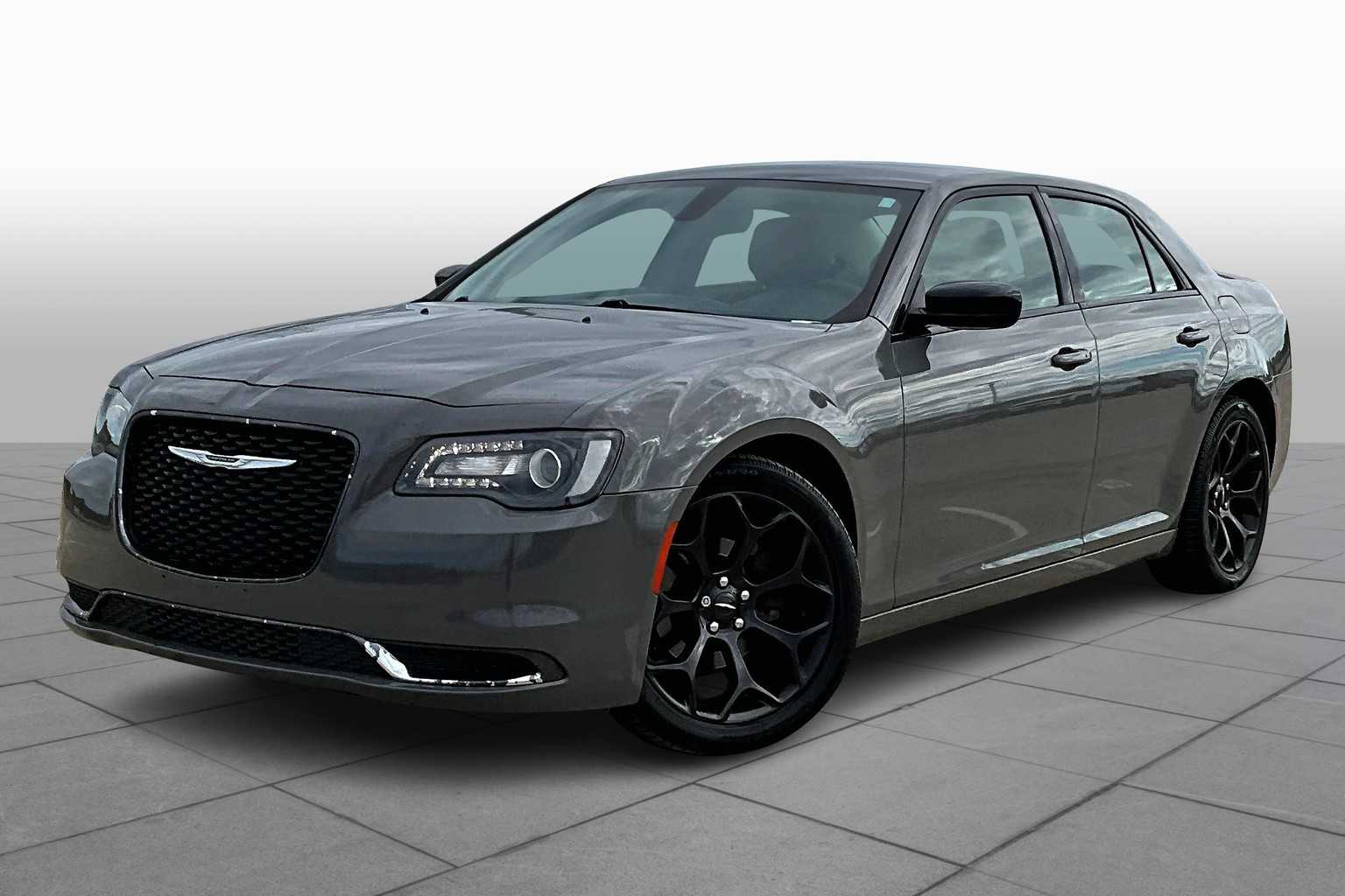 2019 Chrysler 300 Touring