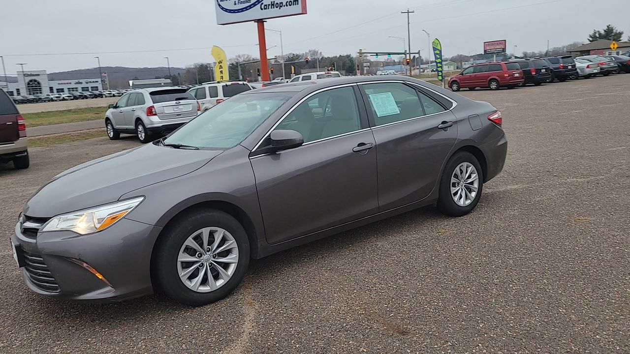 PreOwned 2015 Toyota Camry LE SEDAN 4 SED 4D Y211673 in Chippewa
