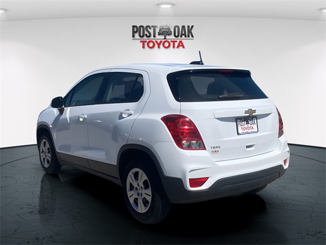2017 Chevrolet Trax LS photo 21