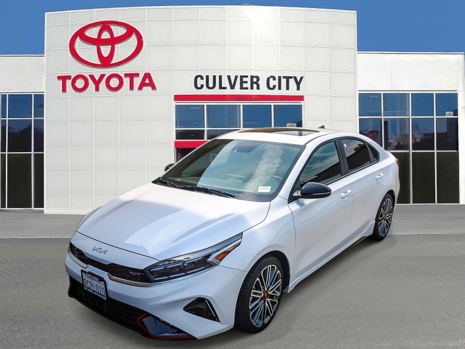 2022 Kia FORTE GT's photo