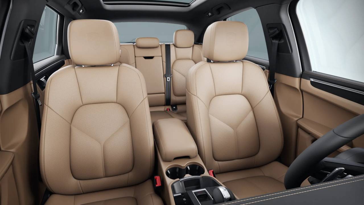 2026 Porsche Macan S photo 11