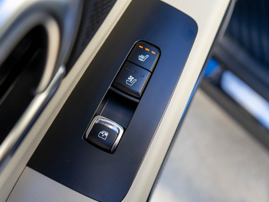 2025 Kia Telluride SX Prestige photo 9