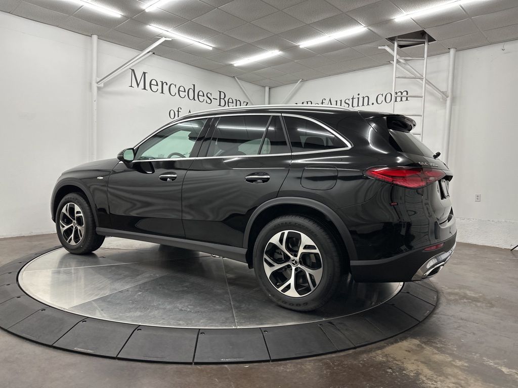 2025 Mercedes Benz GLC 350e 4MATIC photo 4
