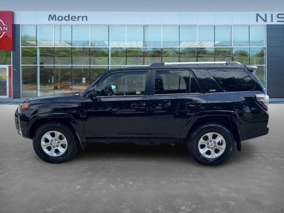2024 Toyota 4Runner SR5 photo 8