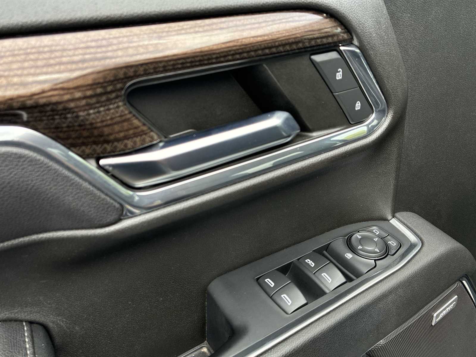 2023 Chevrolet Silverado 1500 RST photo 22