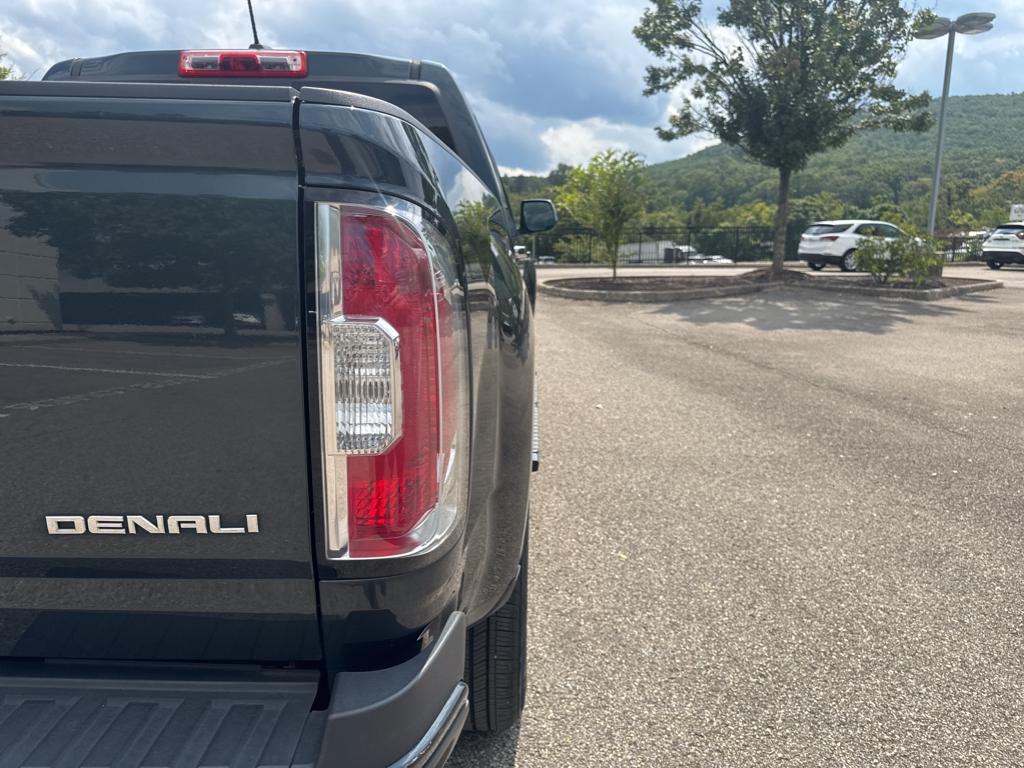 2017 Gmc Canyon Denali photo 4