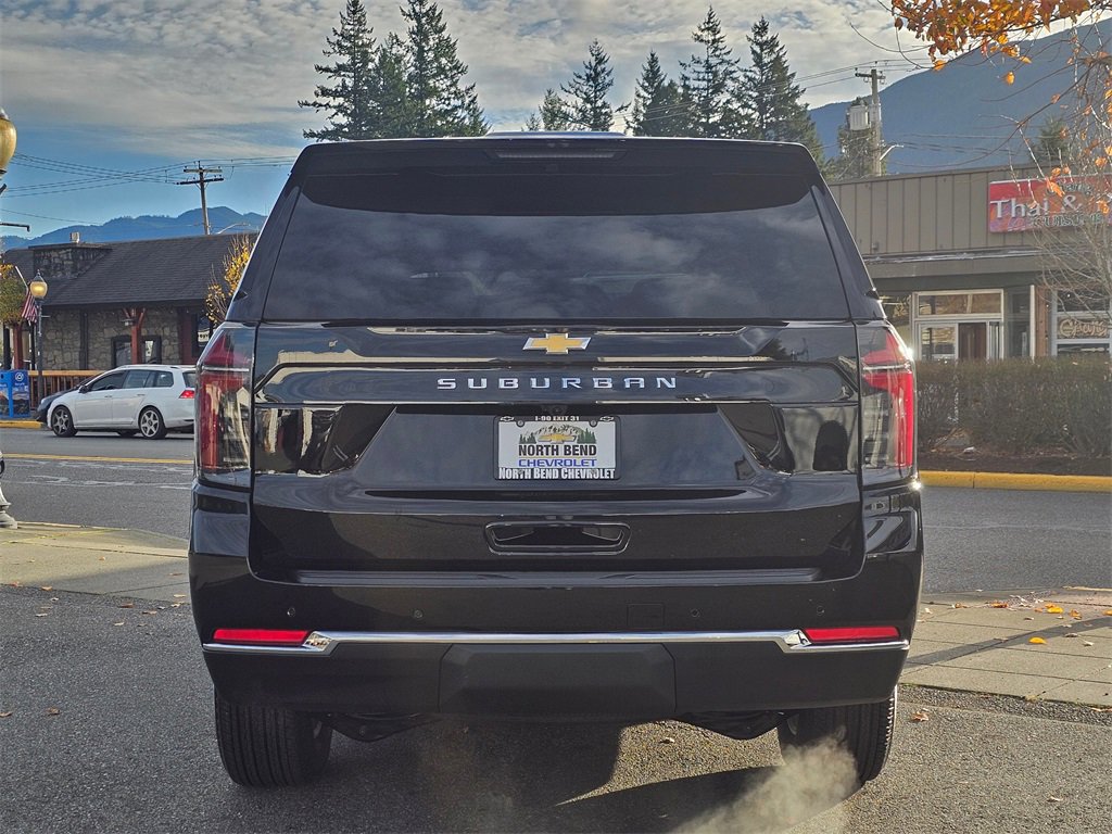 2026 Chevrolet Suburban LS photo 2