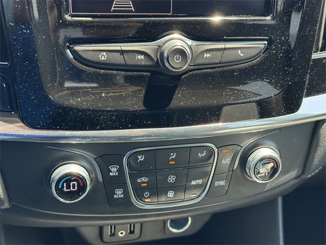 2023 Chevrolet Traverse Cloth photo 15