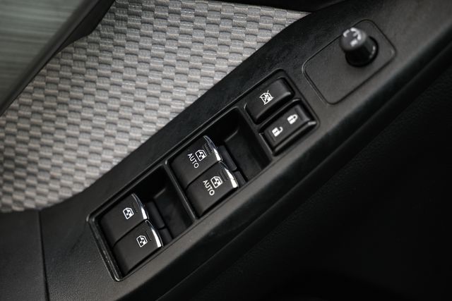 2017 Subaru Forester 2.5i Premium photo 15
