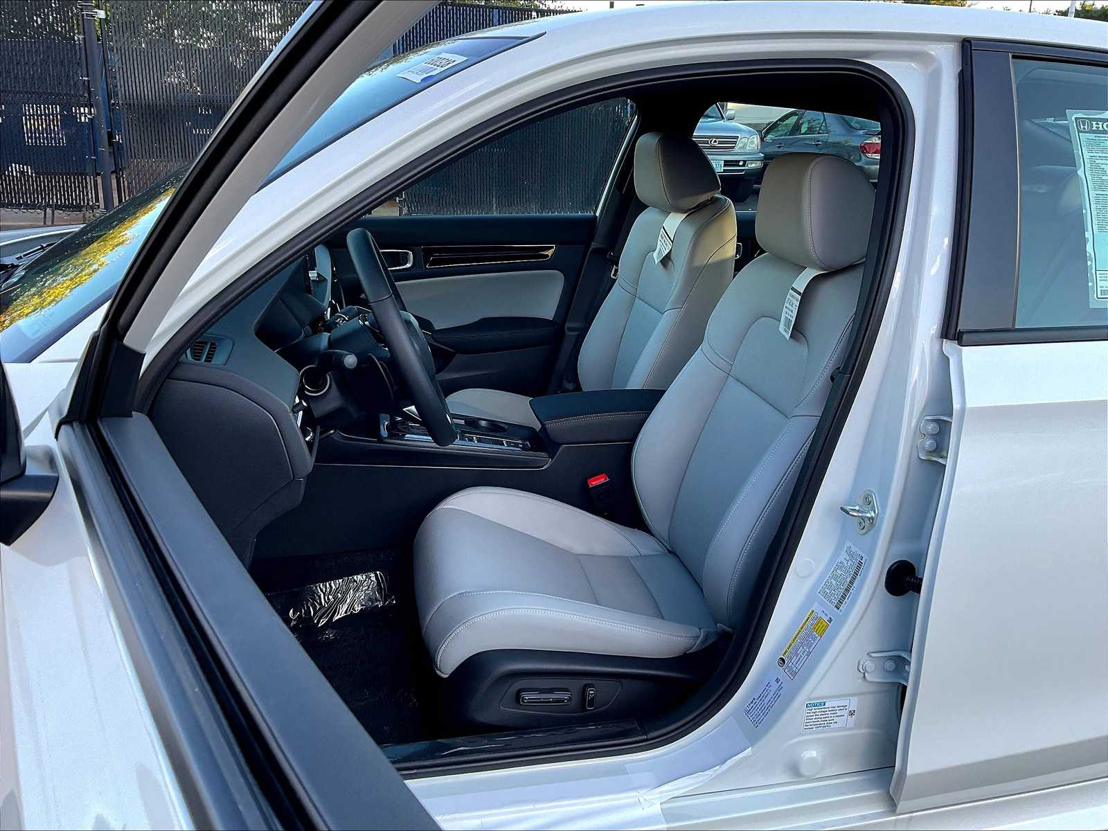 2026 Honda Civic Hybrid Sport Touring photo 9