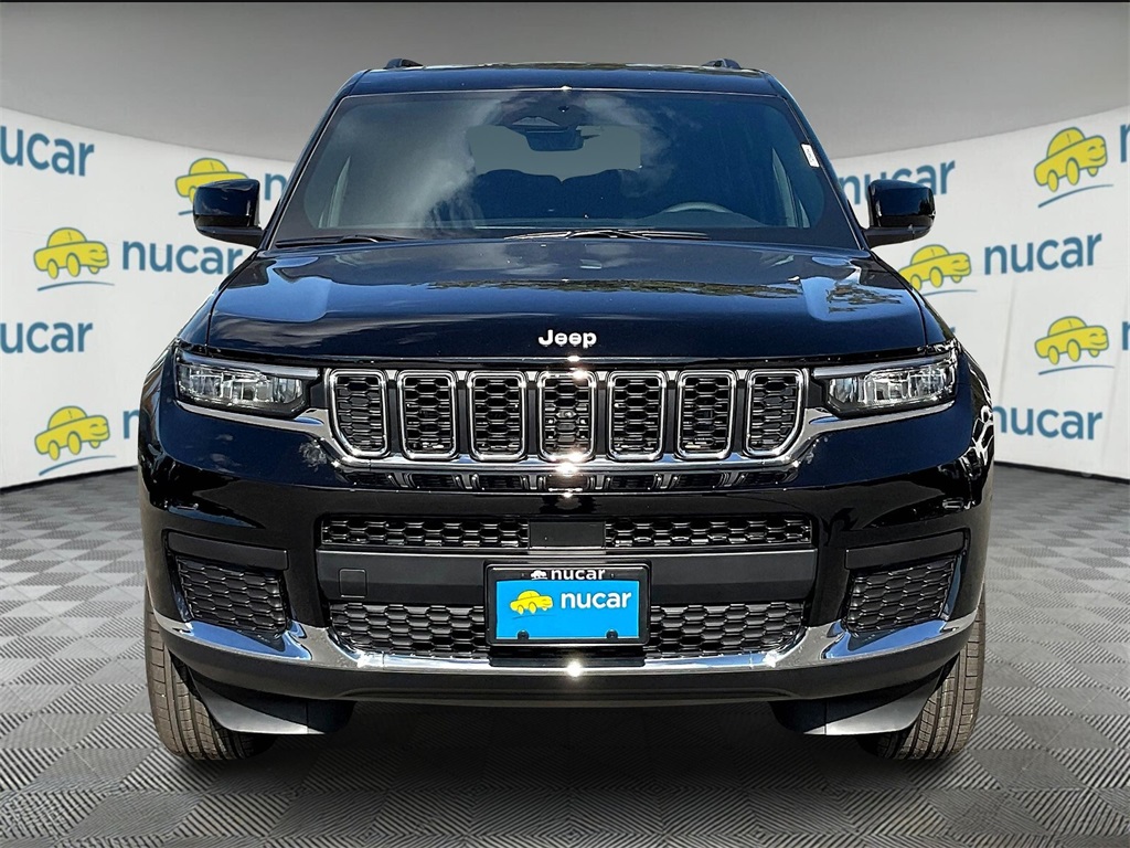 2025 Jeep Grand Cherokee Laredo X photo 2