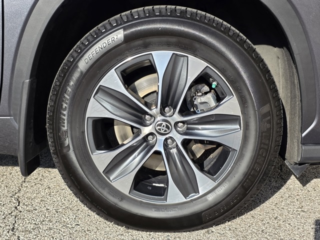 2021 Toyota Highlander Hybrid XLE photo 25