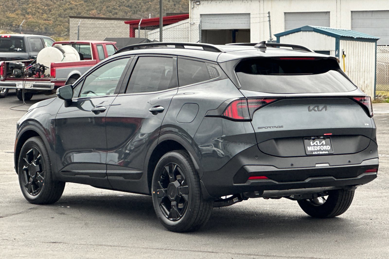 2026 Kia Sportage Hybrid X-Line photo 2