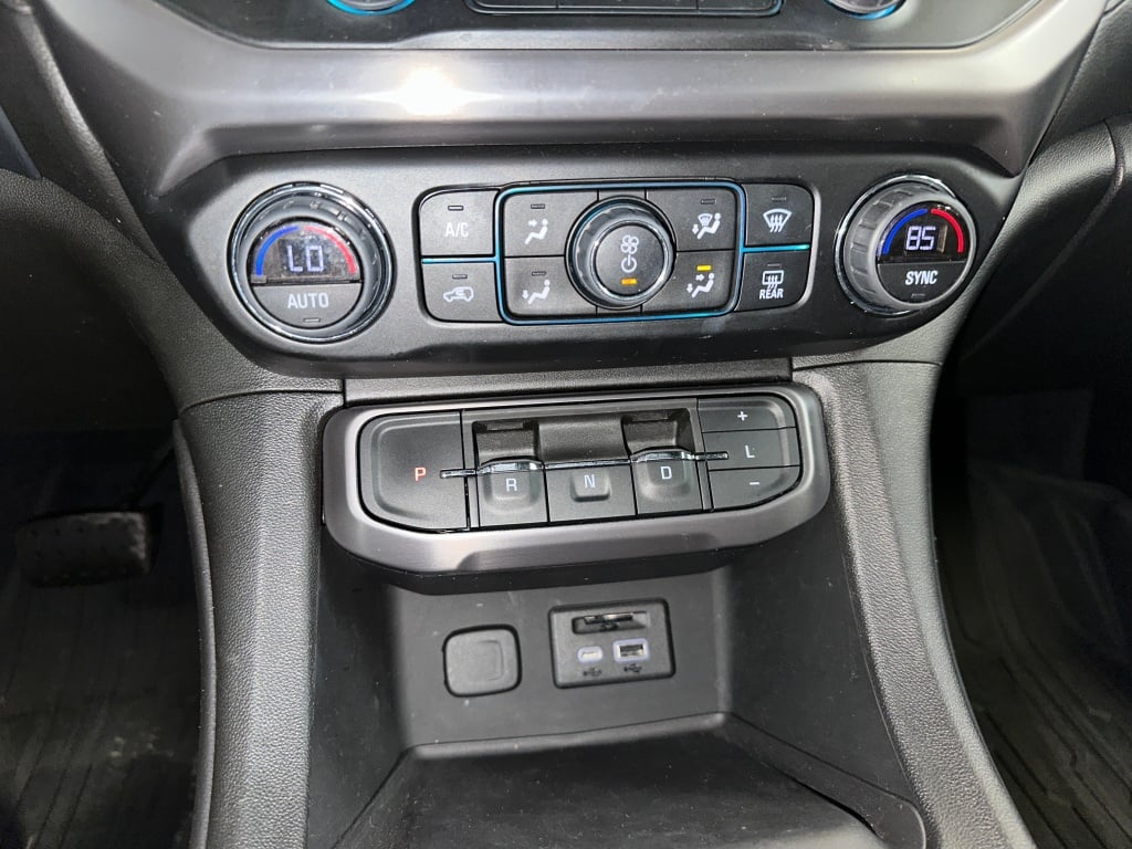 2023 Gmc Acadia AT4 photo 16
