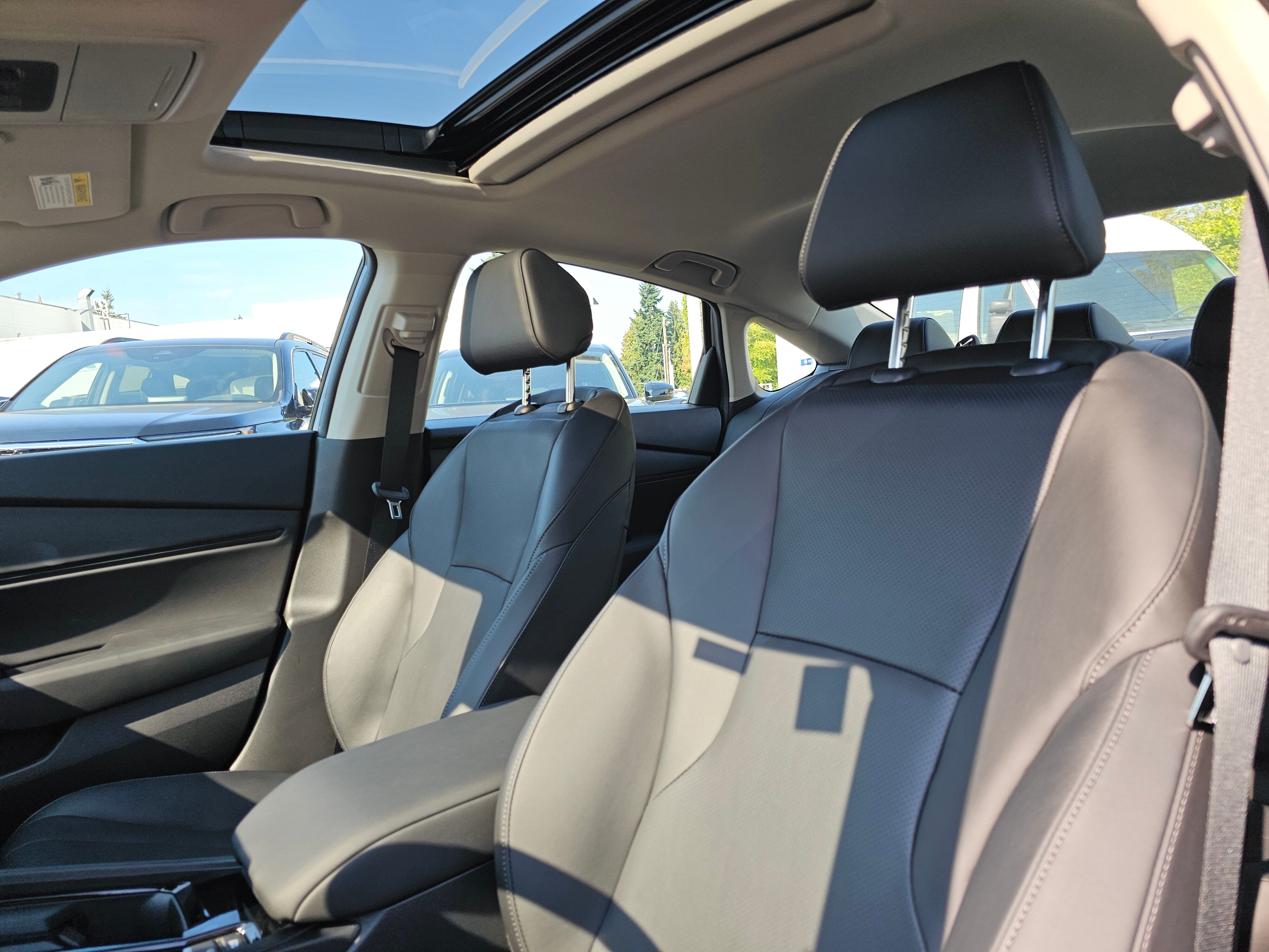 2025 Honda Accord Hybrid EX-L photo 9