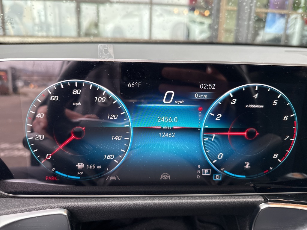 2021 Mercedes Benz GLB 250 4MATIC photo 4