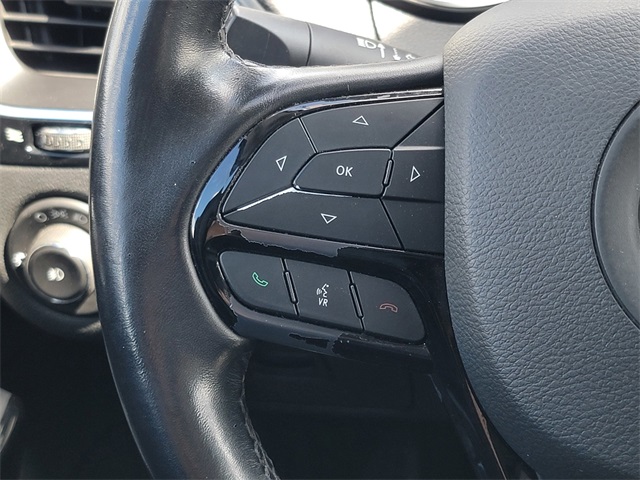 2020 Jeep Cherokee Altitude photo 28