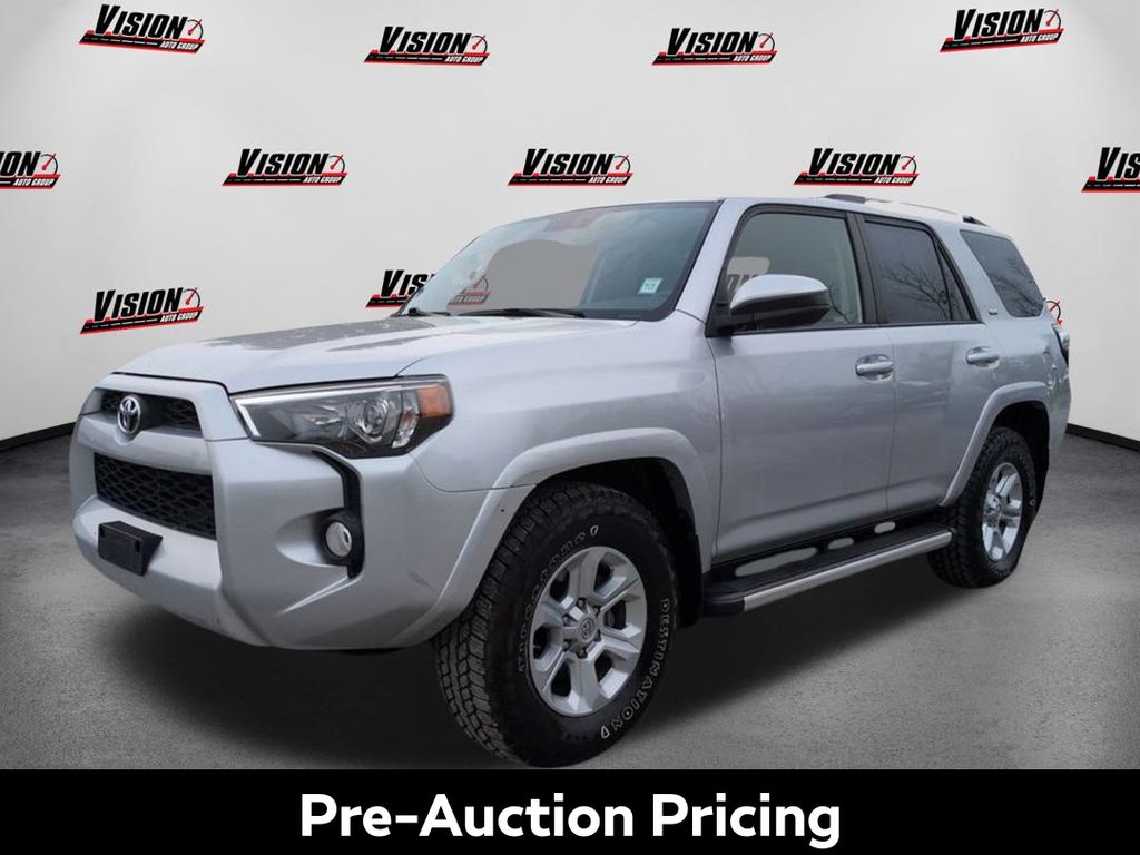 2019 Toyota 4Runner SR5's photo