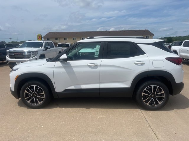 2026 Chevrolet Trailblazer LT photo 4