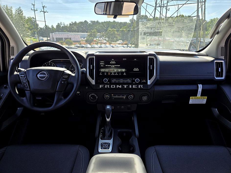 2026 Nissan Frontier Crew Cab SV photo 10
