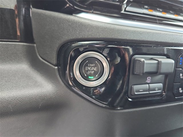 2022 Gmc Sierra 1500 SLT photo 24