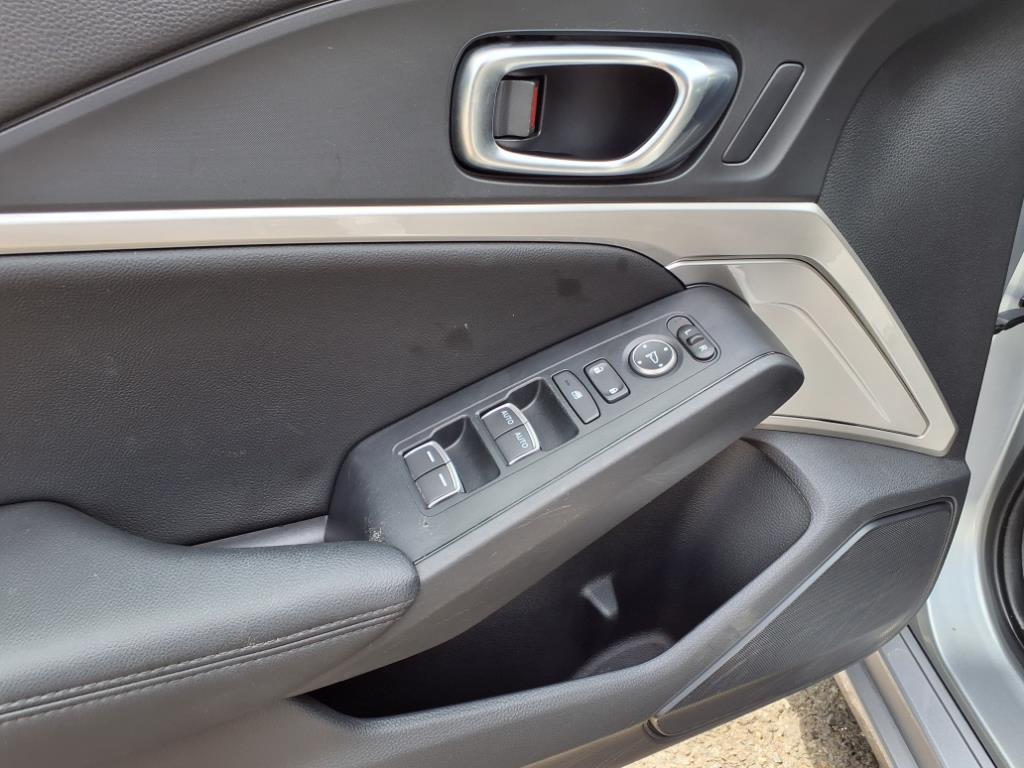 2023 Acura Integra Base photo 12
