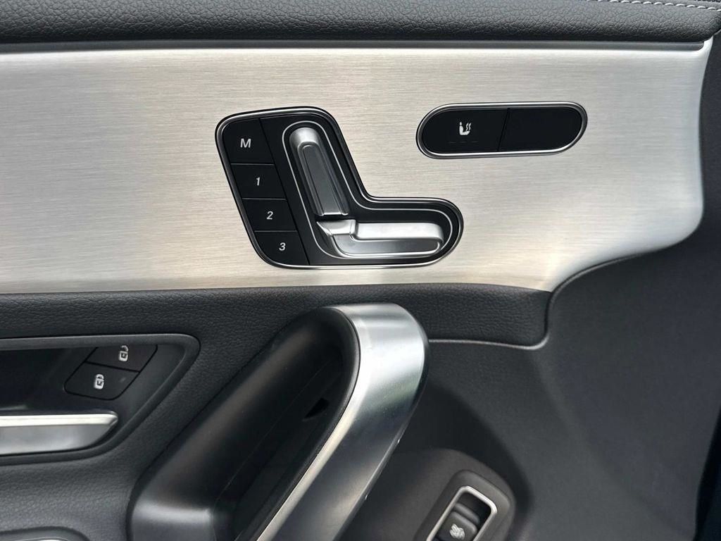 2024 Mercedes Benz CLA 250 4MATIC photo 13