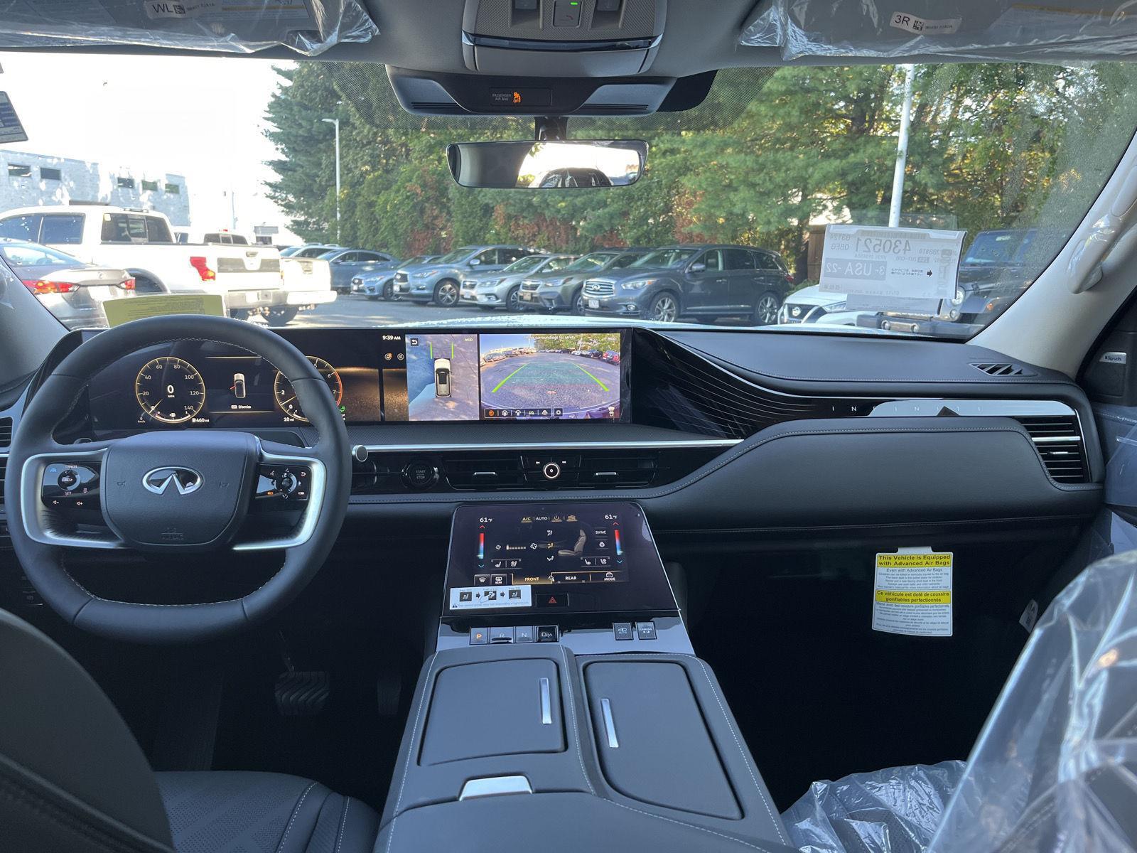 2026 Infiniti QX80 Luxe photo 12
