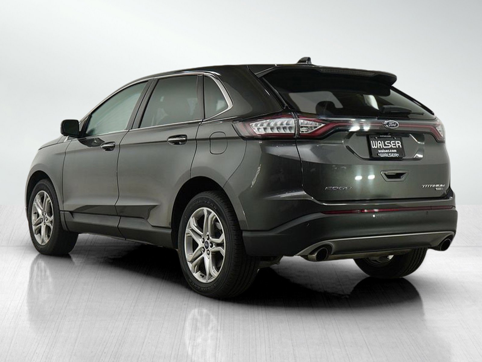 2017 Ford Edge Titanium photo 3