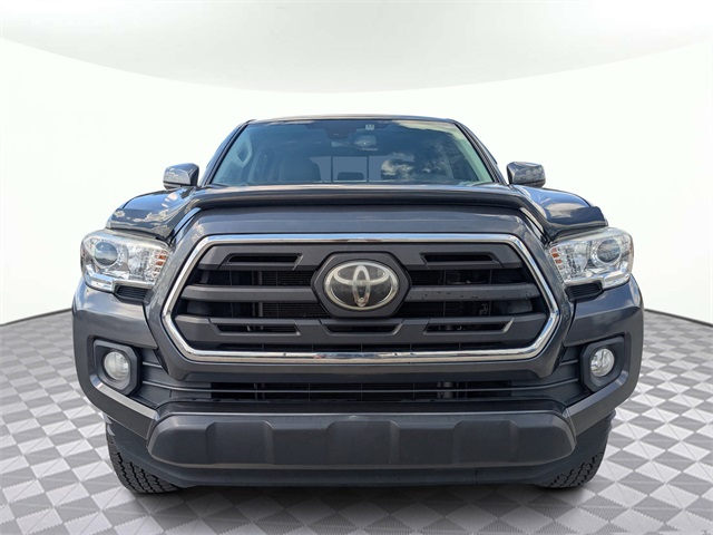 2019 Toyota Tacoma SR5 photo 9