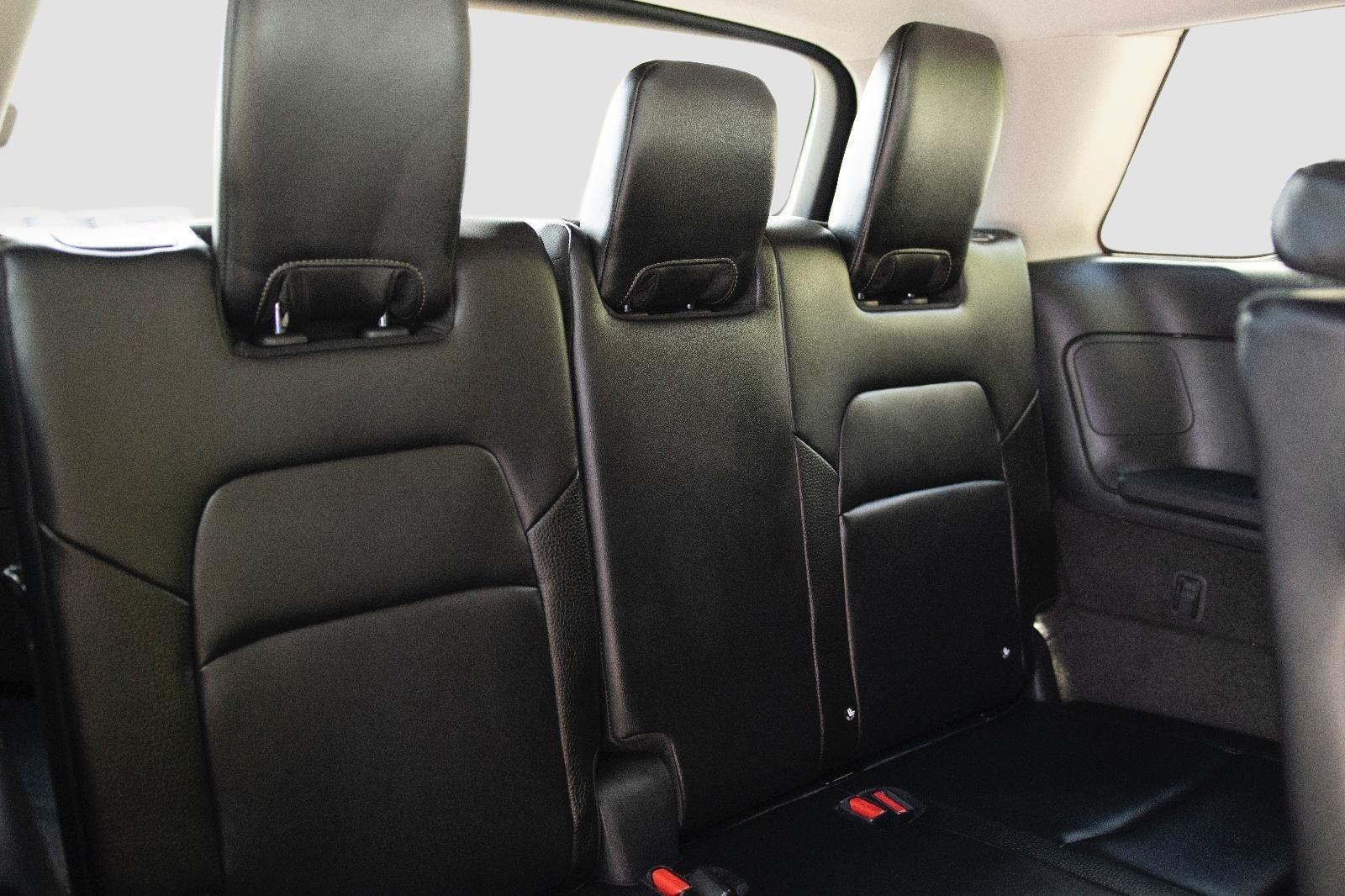 2024 Nissan Pathfinder SL photo 14