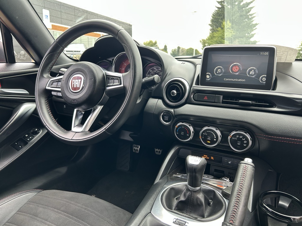 2017 Fiat 124 Spider Abarth photo 21