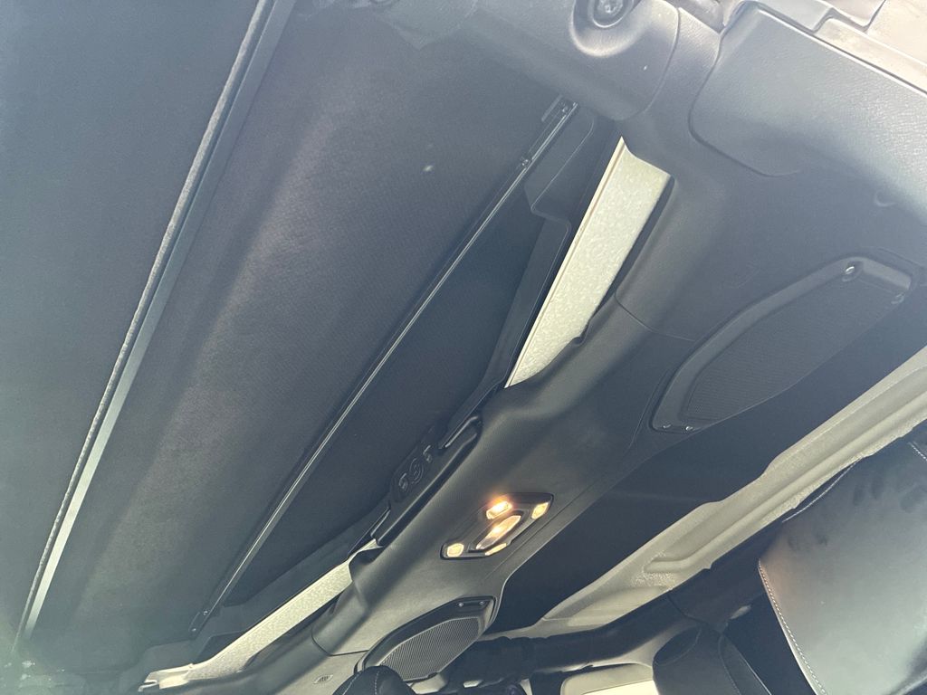 2020 Jeep Wrangler Unlimited Sahara photo 21