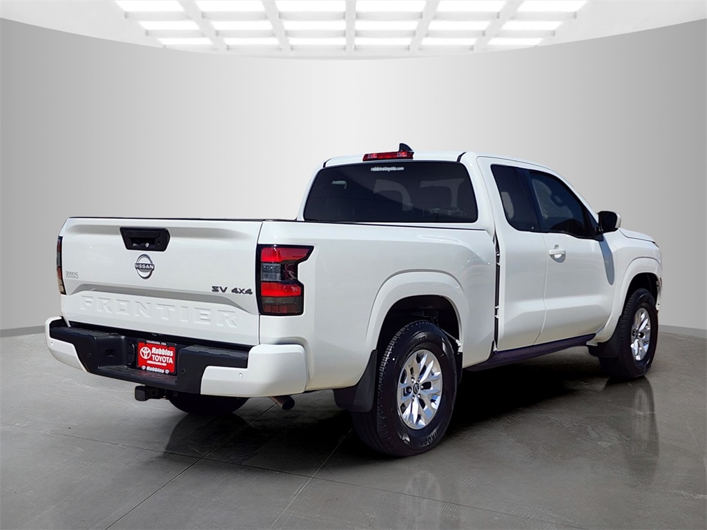 2024 Nissan Frontier SV photo 5