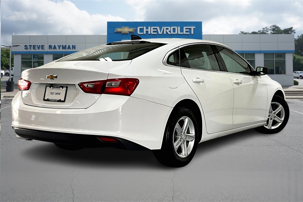 2022 Chevrolet Malibu LS photo 6