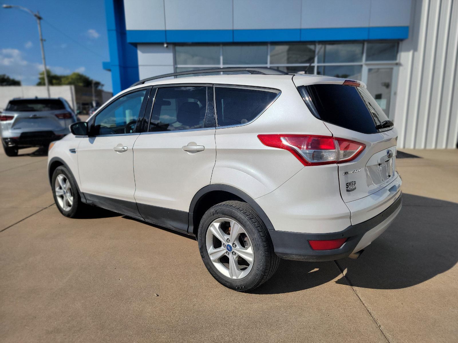 2014 Ford Escape SE photo 5