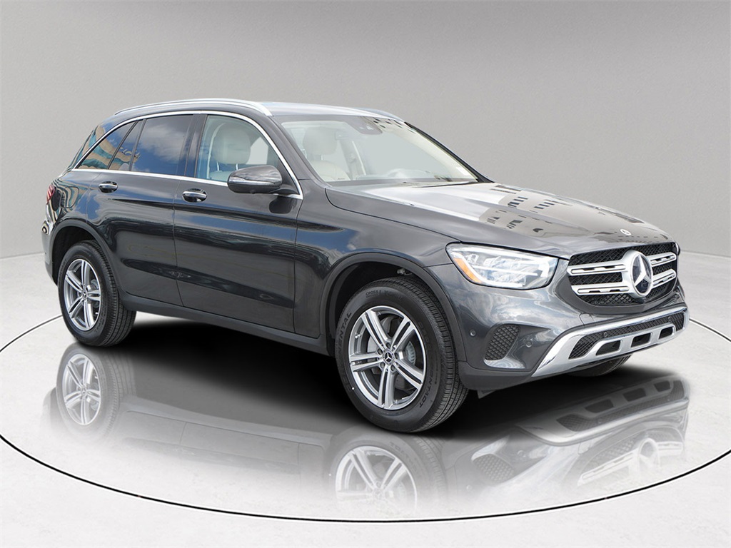 2022 Mercedes-Benz GLC GLC300's photo