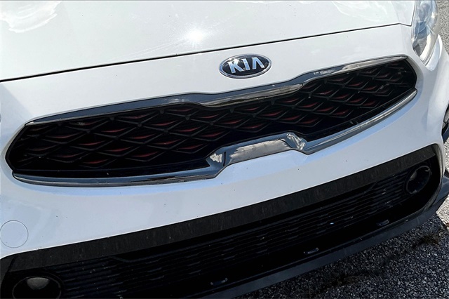 2020 Kia Forte GT-Line photo 28