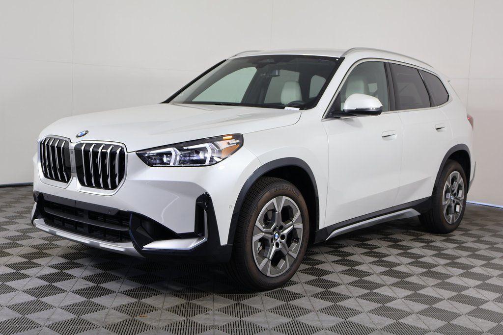 2026 BMW X1 28i