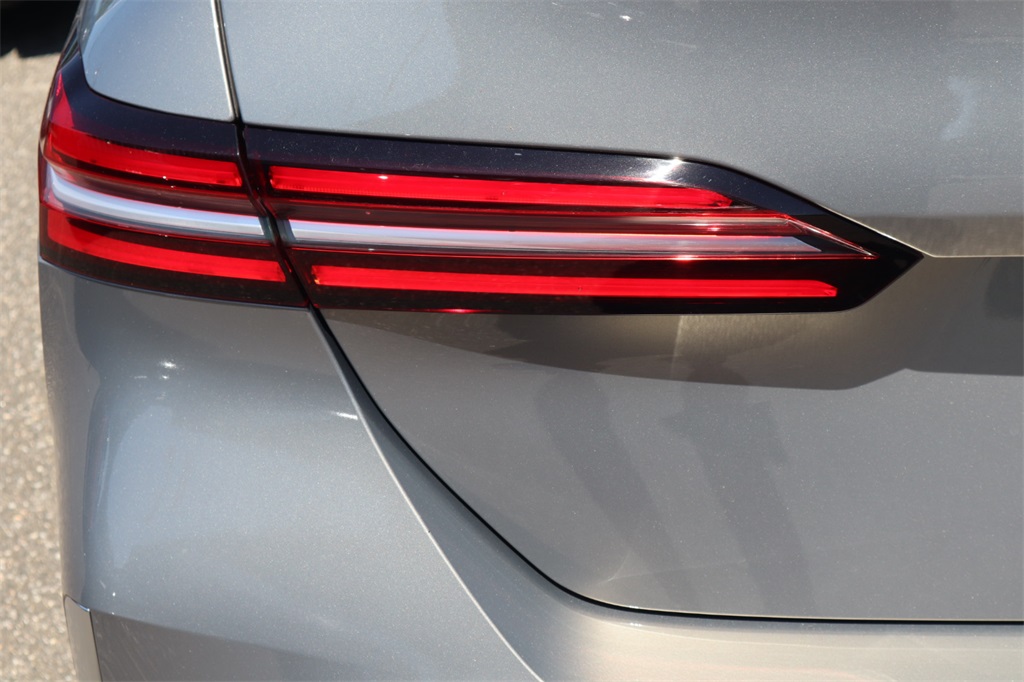 2024 Bmw 530i photo 28