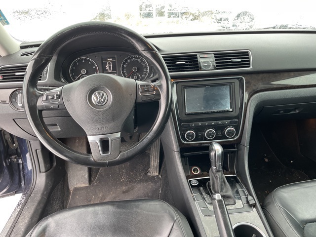 2014 Volkswagen Passat V6 SEL Premium photo 4