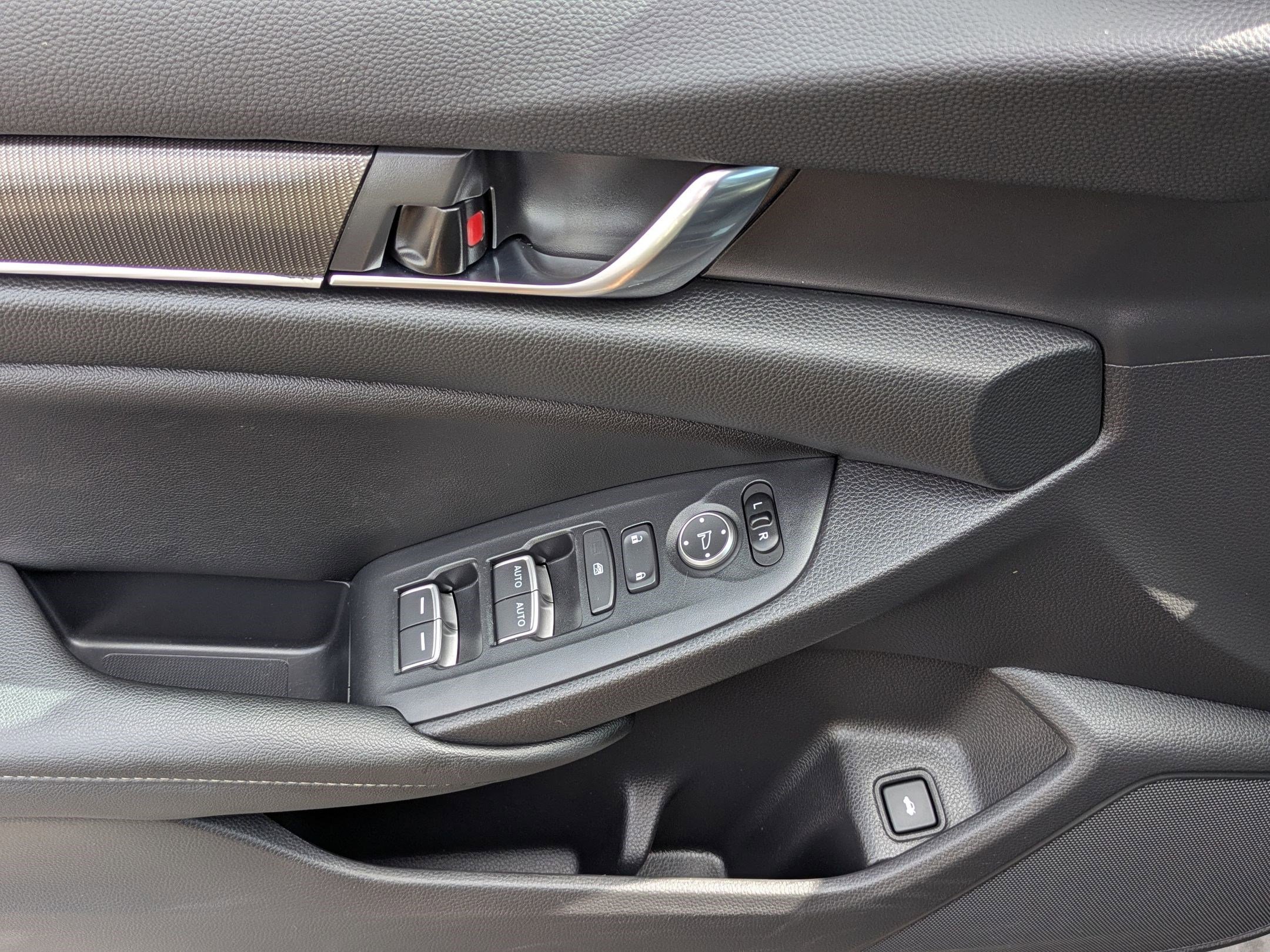 2022 Honda Accord 1.5T Sport photo 3