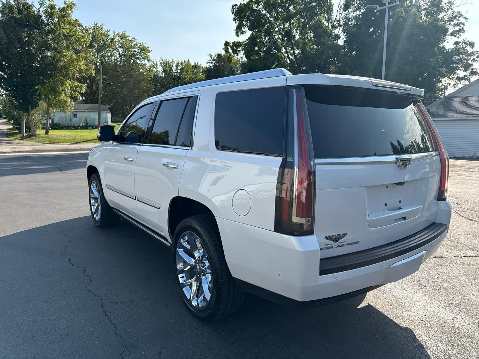 2019 Cadillac Escalade Premium Luxury photo 5