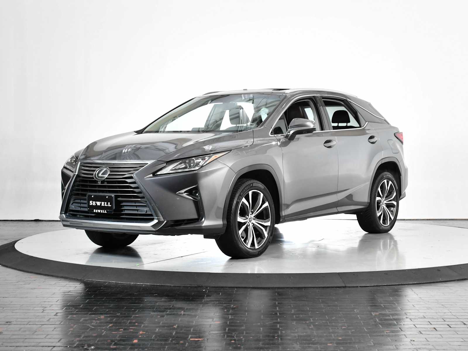 2019 Lexus RX Base's photo