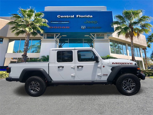 2025 Jeep Gladiator Mojave photo 3