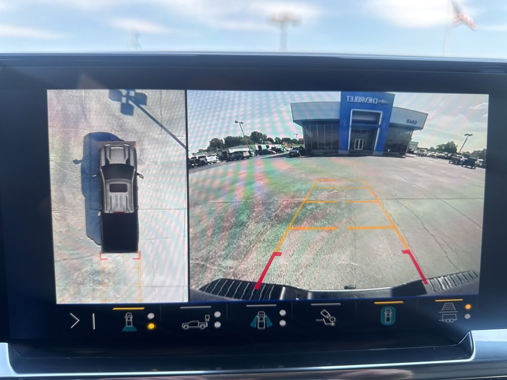 2025 Chevrolet Silverado 2500HD LT photo 18